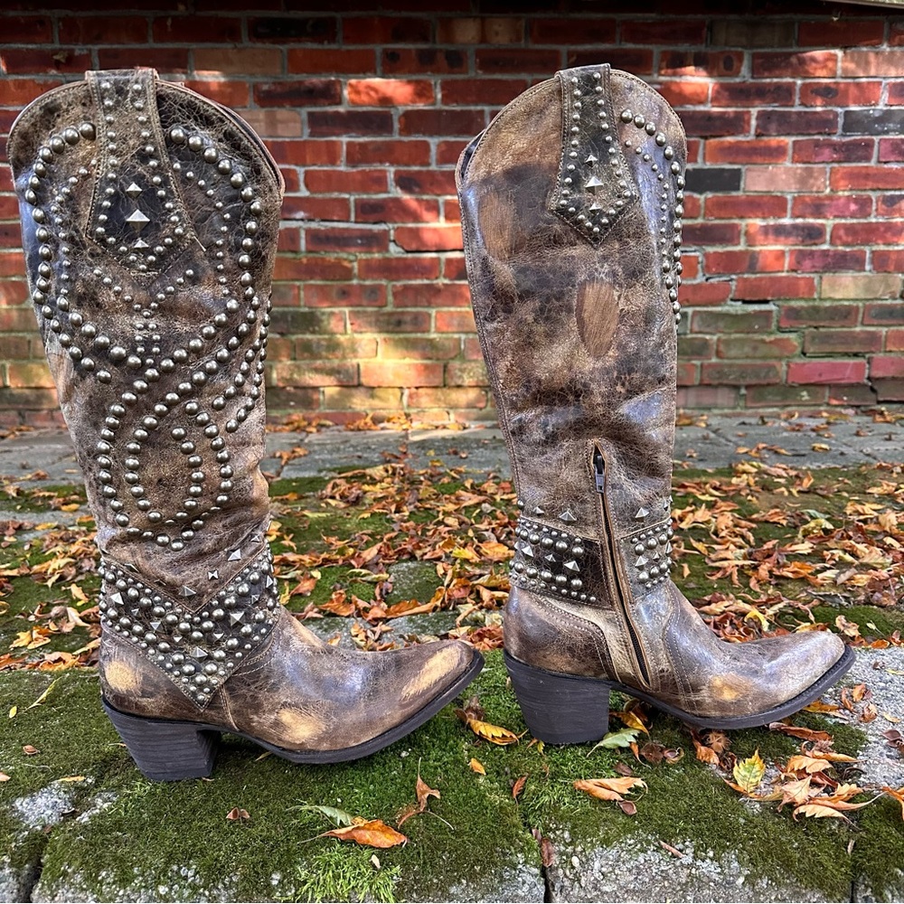 Old Gringo Brown Studded Leather Western Heeled Boots - Picture 3 of 13